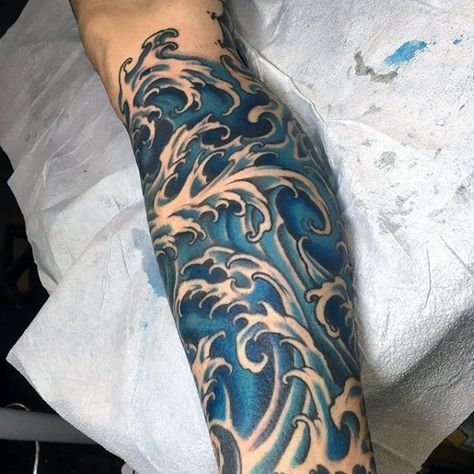 traditional japanese waves tattoo